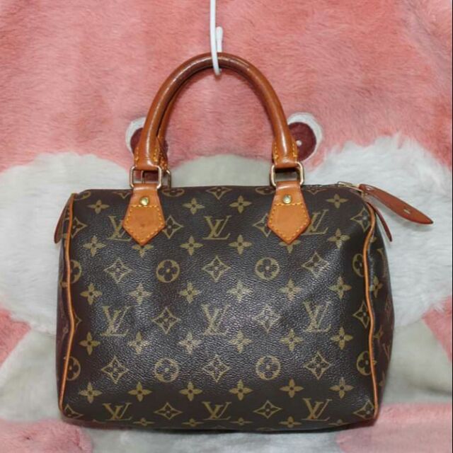 Louis Vuitton, Bags, Speedy 25 Used But Still In Good Condition