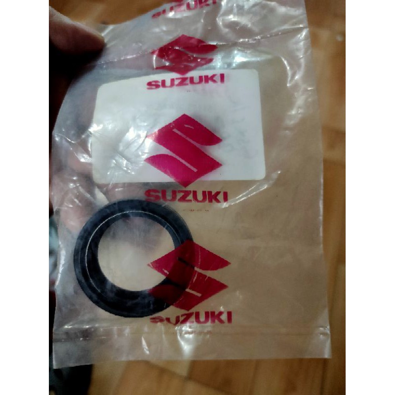 GSX-S150 GSX-R150 GSXS150 GSXR150 FRONT FORK OIL SEAL AND DUST SEAL ...