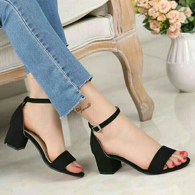 2 inch heels best sale