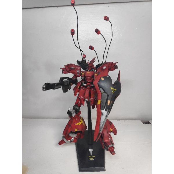 HG 1/144 Sazabi Evo (GoGo Model) and RX-93 Nu Gundoom (MC Model ...