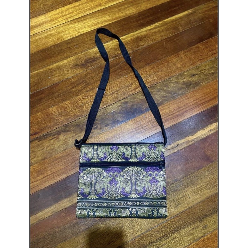 Elephant best sale sling bag