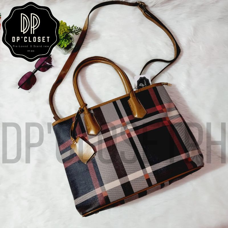 Burberry sling sale bag 2018