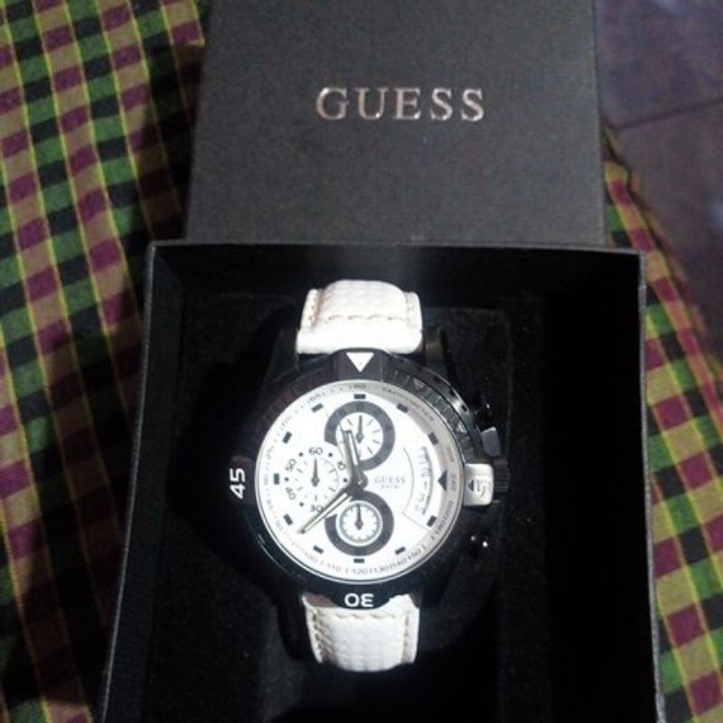 Guess 2025 watch original