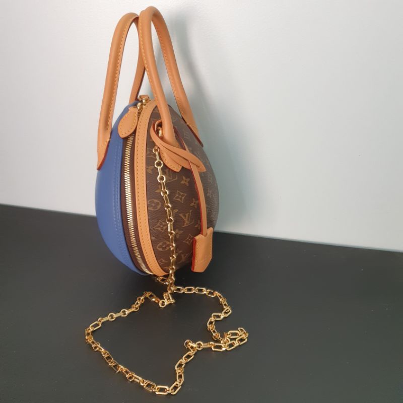 Louis Vuitton Monogram Canvas and Leather LV Egg Bag