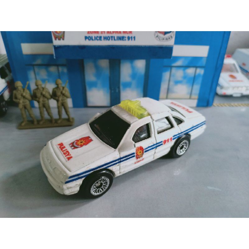 Custom deals police diecast