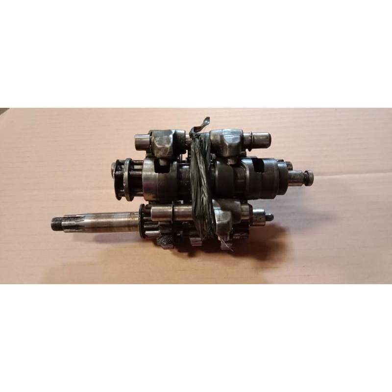 Gear ratio gear ratio full set yamaha RX 100 original gear ratio motor
