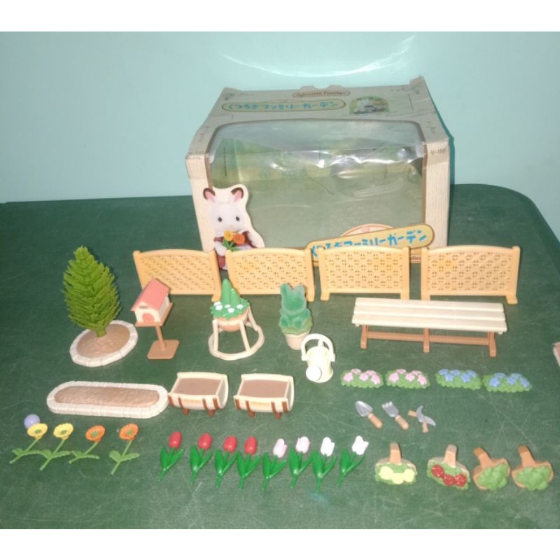 Sylvanian families Flower Garden Set | Shopee Philippines