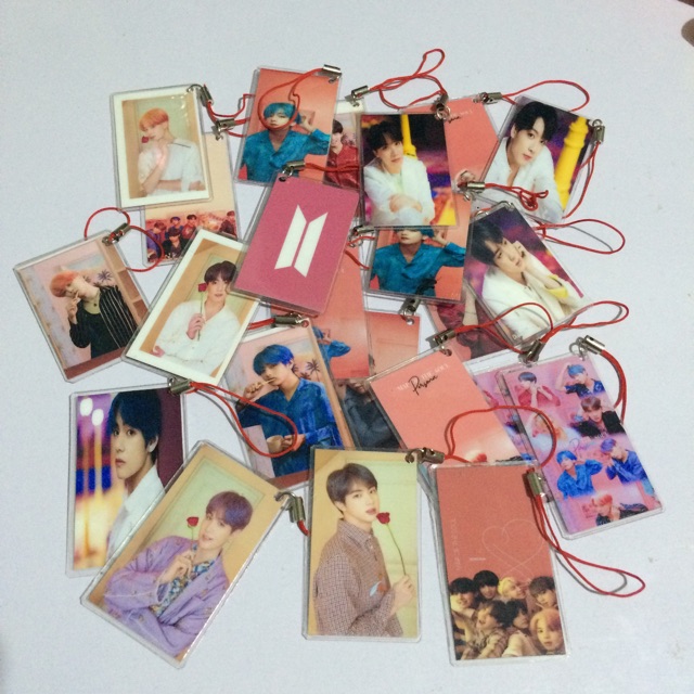 Laminated hot sale photo keychains