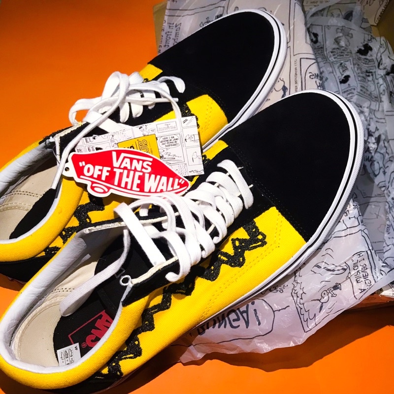 Charlie brown hotsell vans size 12