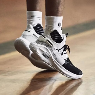 Black and white stephen curry clearance shoes