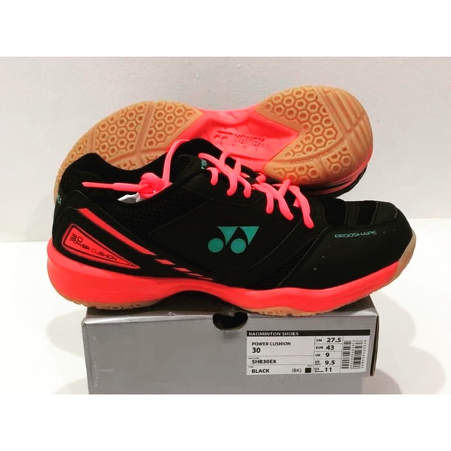 YONEX Power Cushion 30