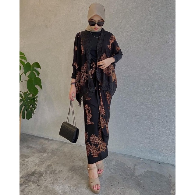 Ruby WAYANG/Leaf BATIK Wrapped Suit | Shopee Philippines