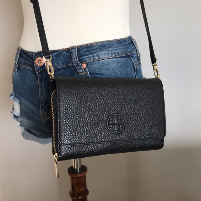 Tory burch flat online wallet