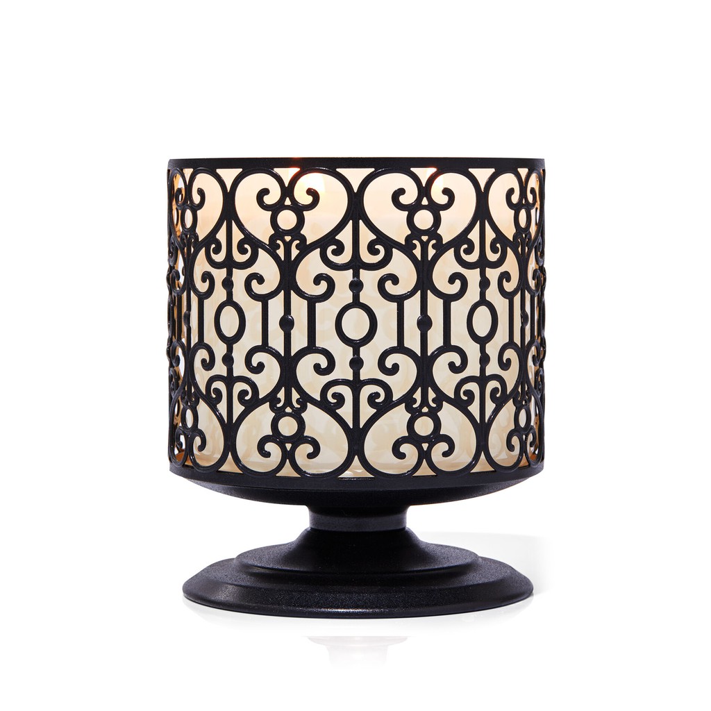 AUTHENTIC Bath and Body Works ORNATE HEART PEDESTAL 3Wick Candle