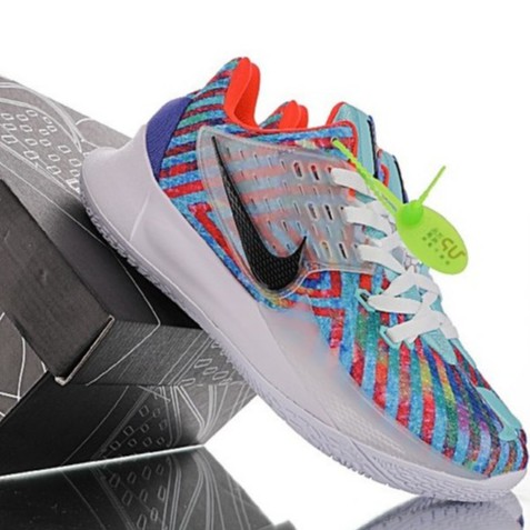 Nike on sale kyrie rainbow