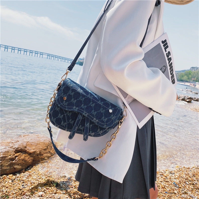 Sling Chain Bag Woman Crossbody Bags Shoulder Bag Underarm Bag Fashion