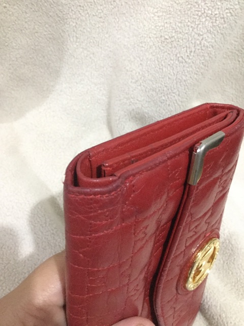 metrocity red wallet
