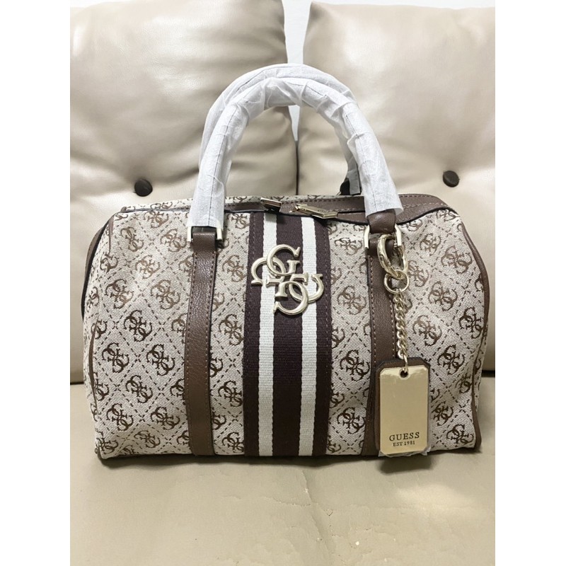 Guess shop boston bag