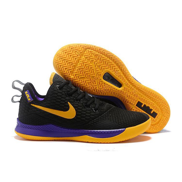 Lebron james low top on sale shoes