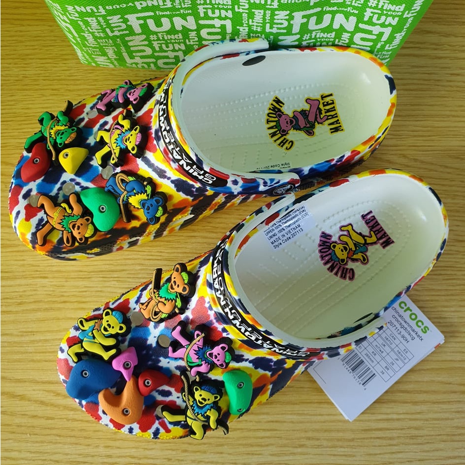 Crocs chinatown sale