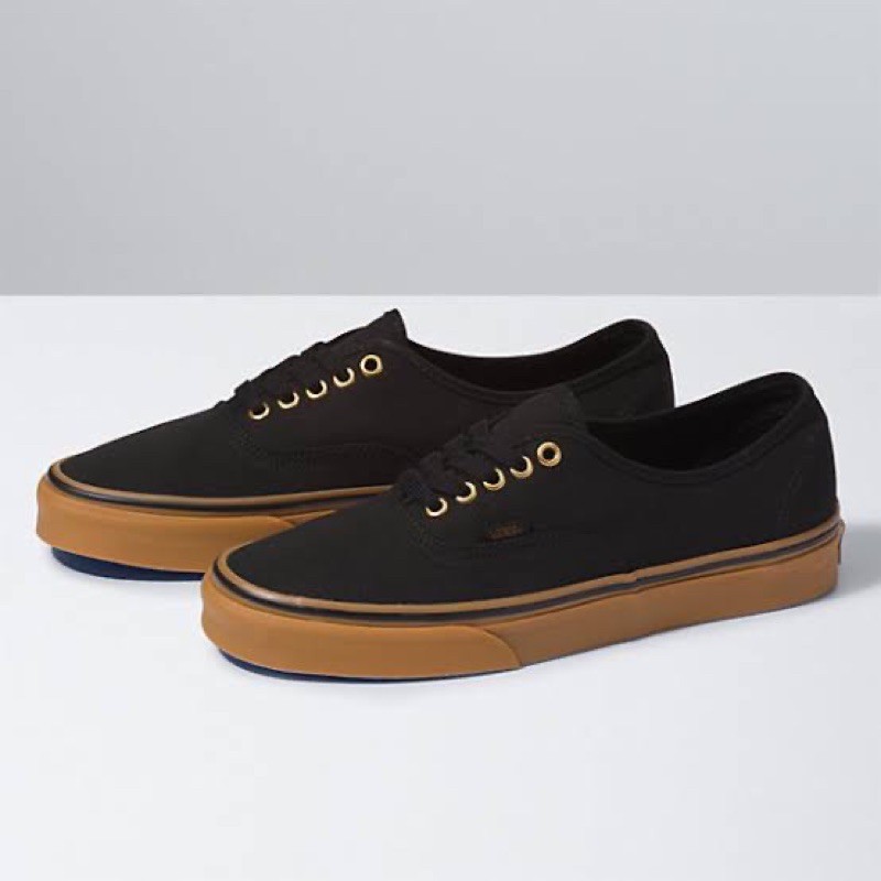 Gum sole hot sale vans womens