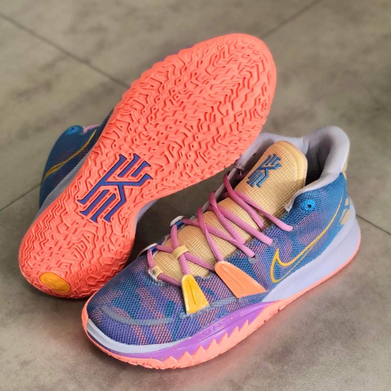 KYRIE 7 BASKETBALL SHOES /FREE SOCK Shopee Philippines