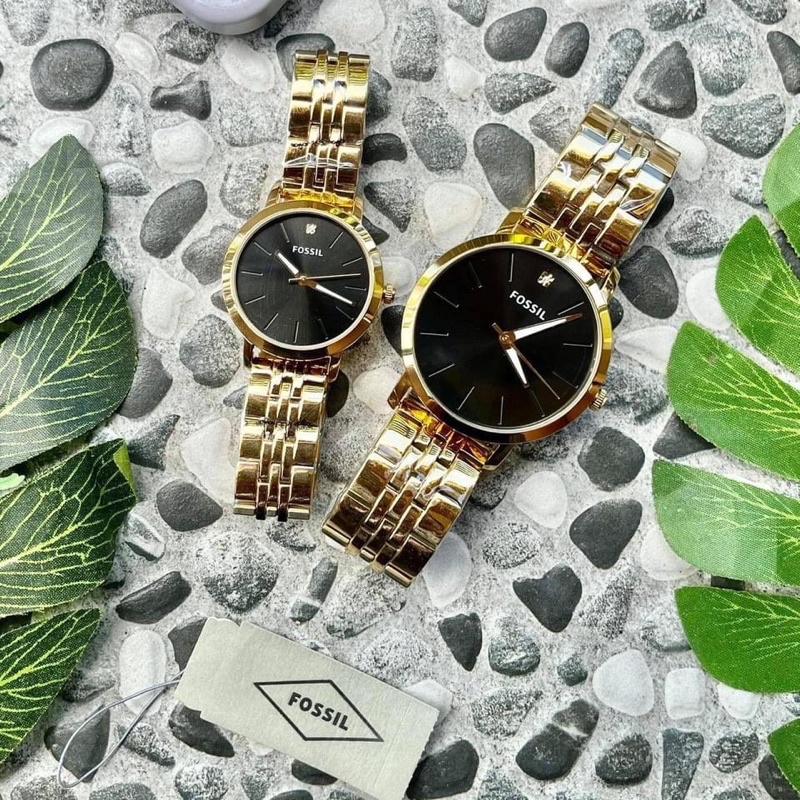 Shopee couple watch new arrivals