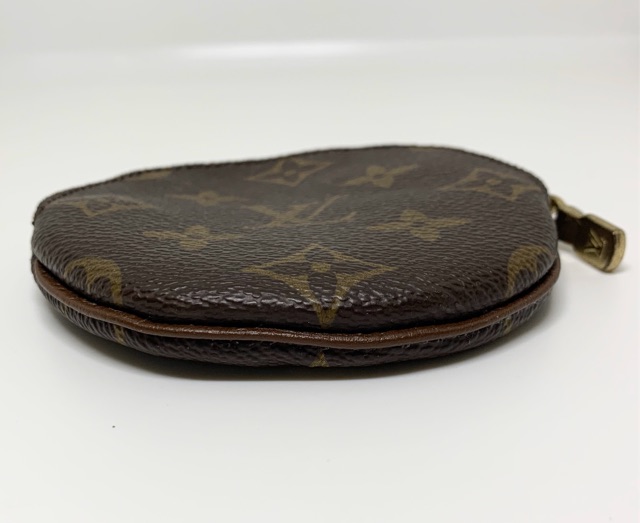 LOUIS VUITTON Monogram Round Coin Purse 1283687