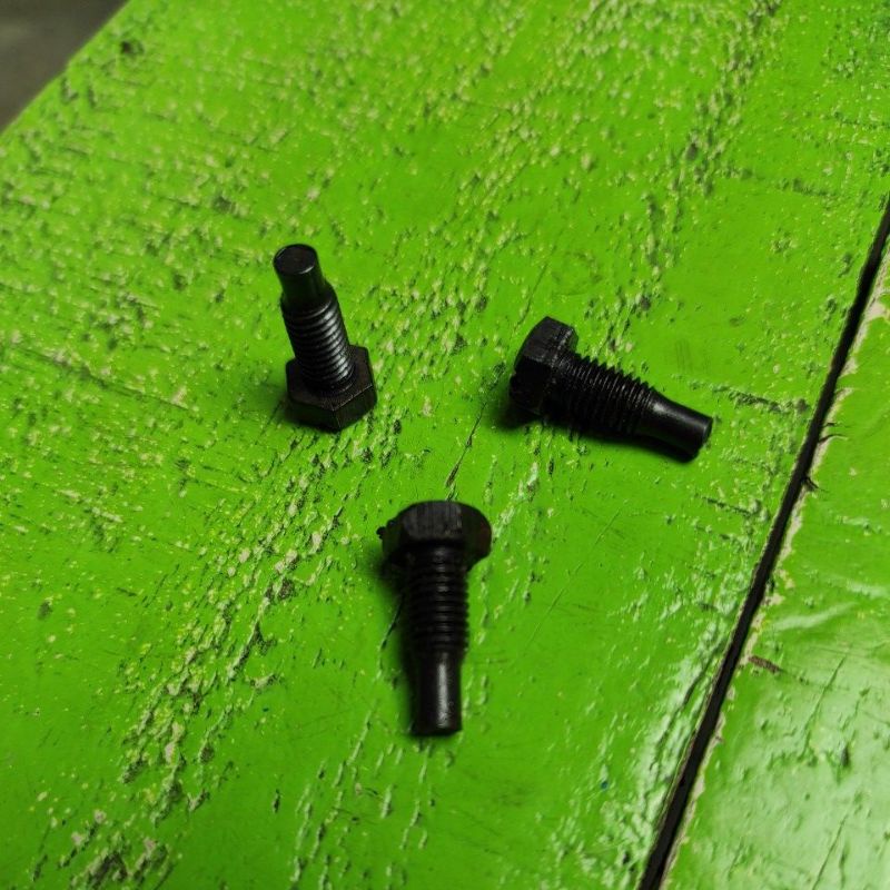 Juki oil base lifter screw SCREW ONLY sewing machine Shopee Philippines