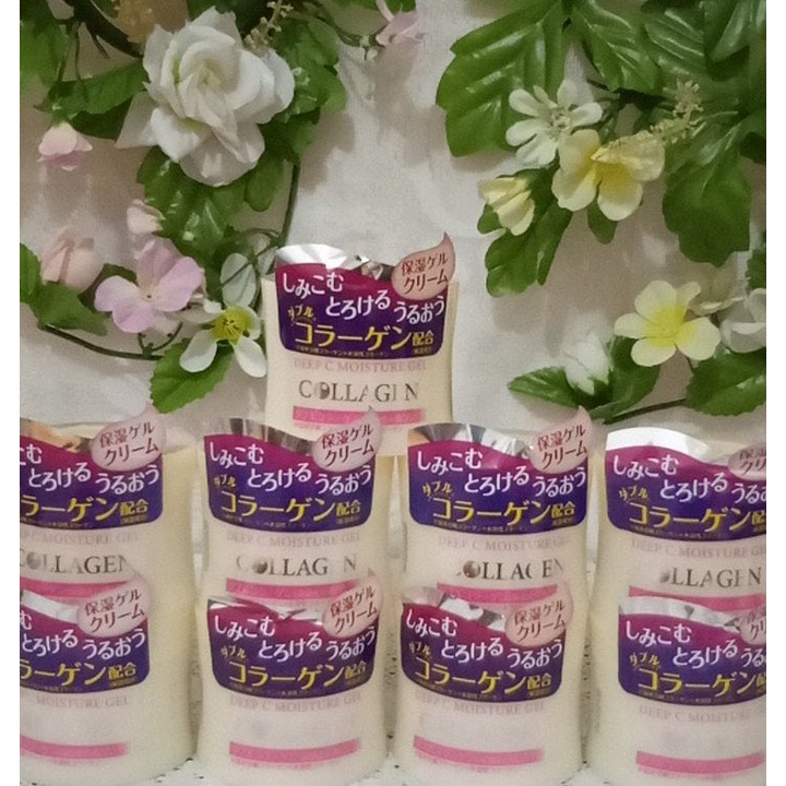Deep moisturizer Collagen and Hyaluronic acid gel from Daiso Japan