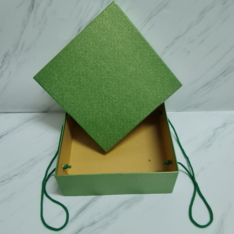 21x21x8cm Rope box / hard box Layered Cake box / Christmas Chinese New ...