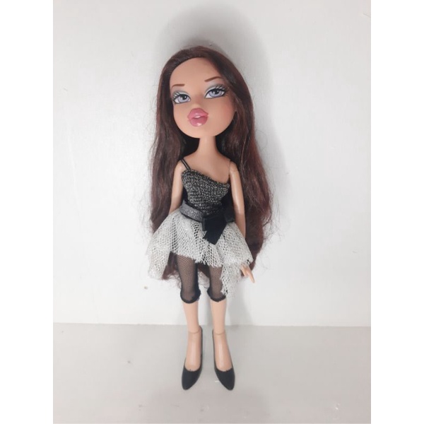 Bratz doll Phoebe (for maam Barbara) | Shopee Philippines