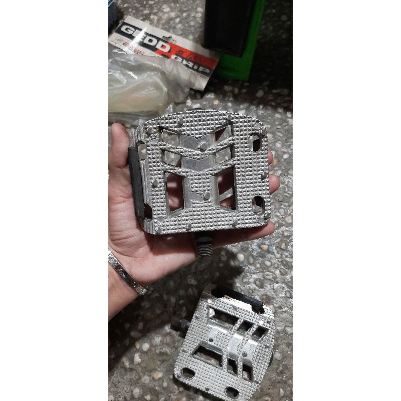 Haro big block pedals deals