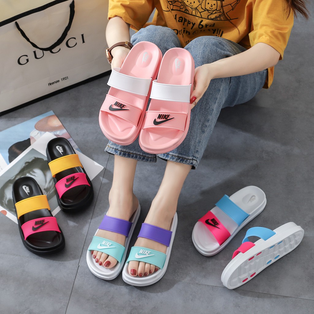 Nike slippers clearance girl