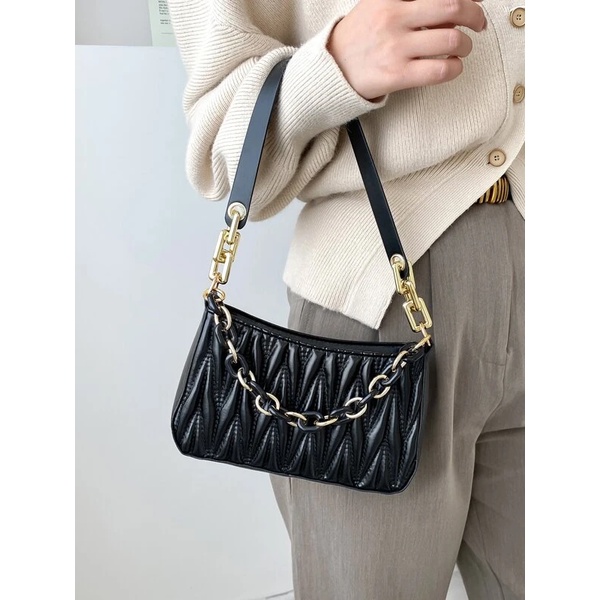 Black baguette bag online with chain