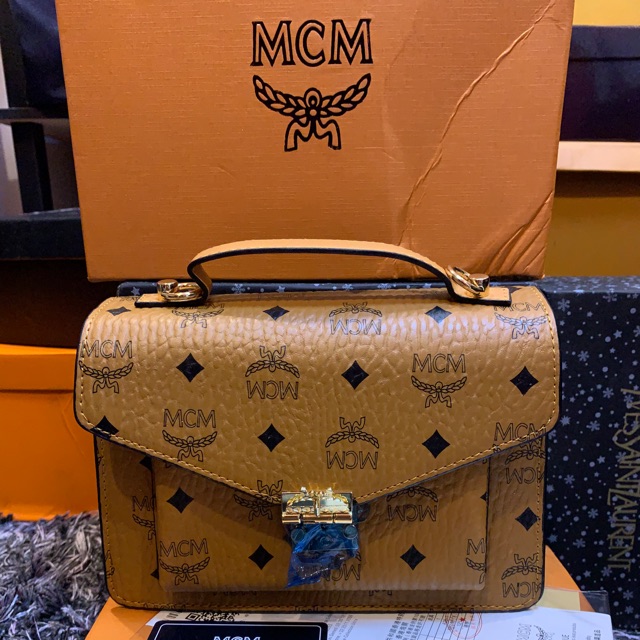 Mcm sling outlet bag price