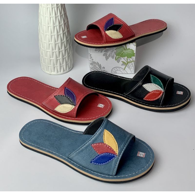 Indoor slippers online shopee