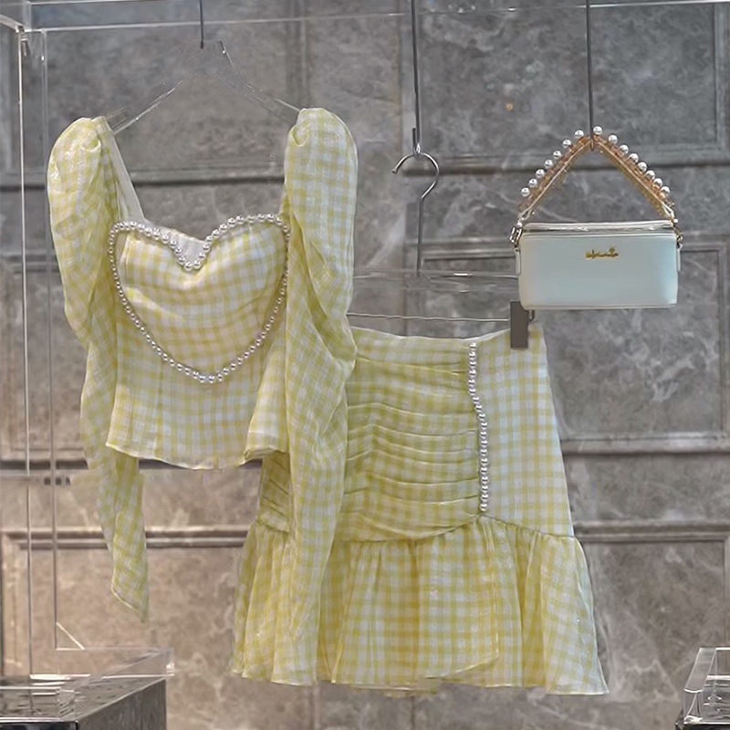 Floral trumpet sleeve top women's short section navel bag hip skirt two-piece suit summer main image 1