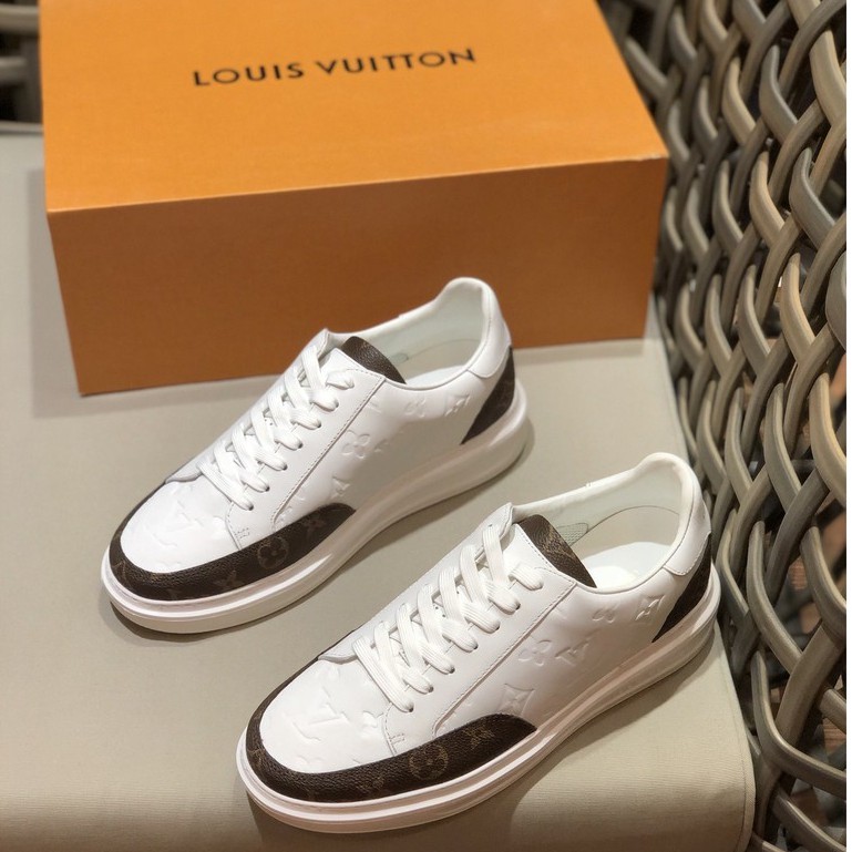 White louis vuitton hot sale mens shoes