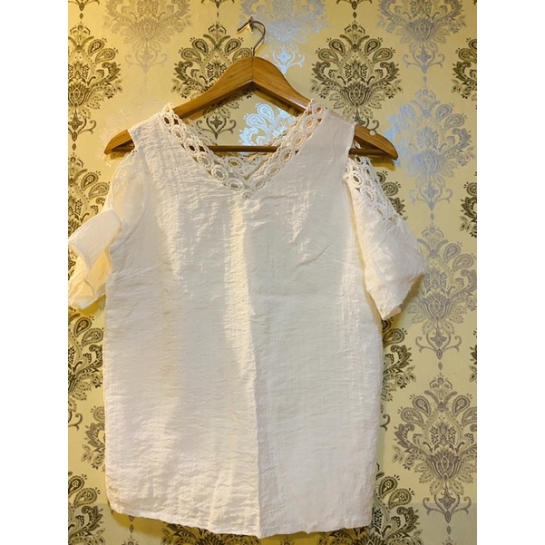 White blouse (Bakuna Blouse) | Shopee Philippines