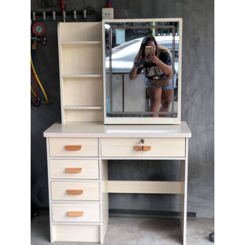 Shopee vanity store mirror