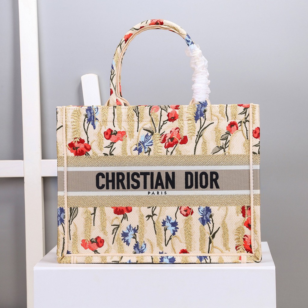 Christian dior bag discount shopper