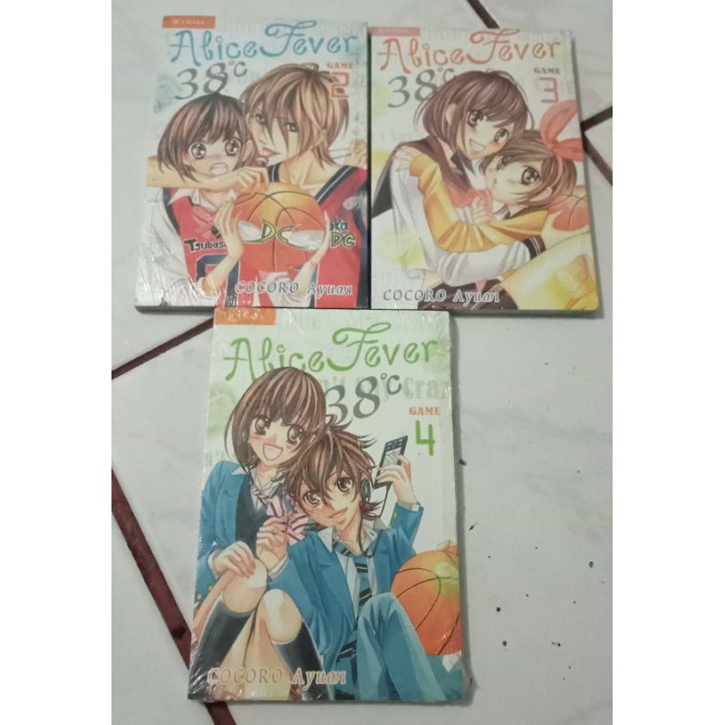 comic-alice-fever-38c-shopee-philippines