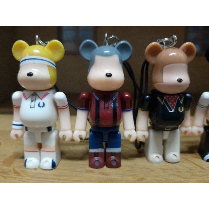 Fred Perry x Medicom Toy 60th Anniversary 70% Bearbrick