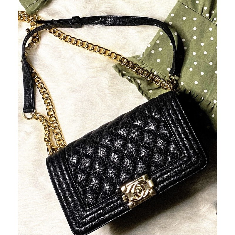 Chanel hotsell sling purse