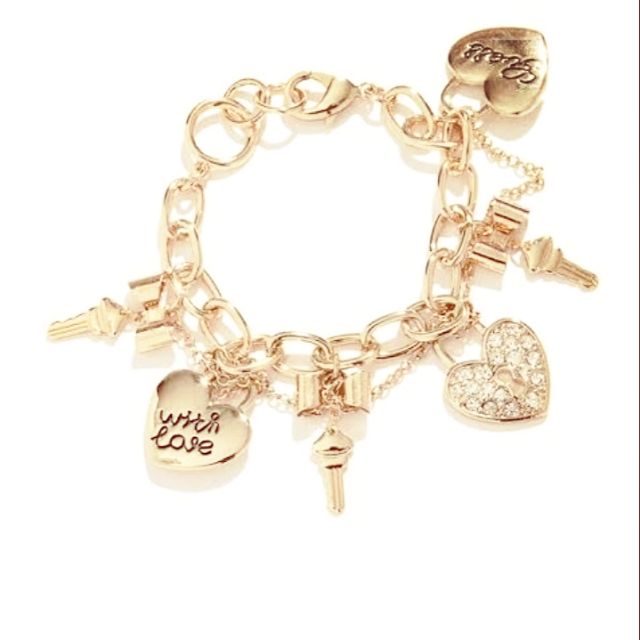 Guess bracelet clearance price