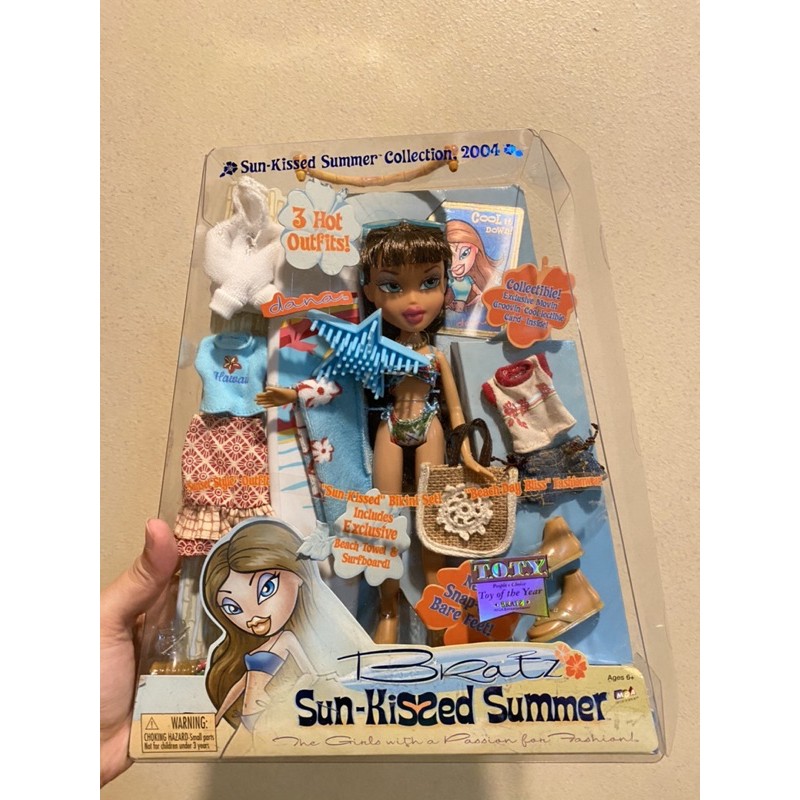 Bratz Sun Kissed Summer Beach DANA Doll with Accessories