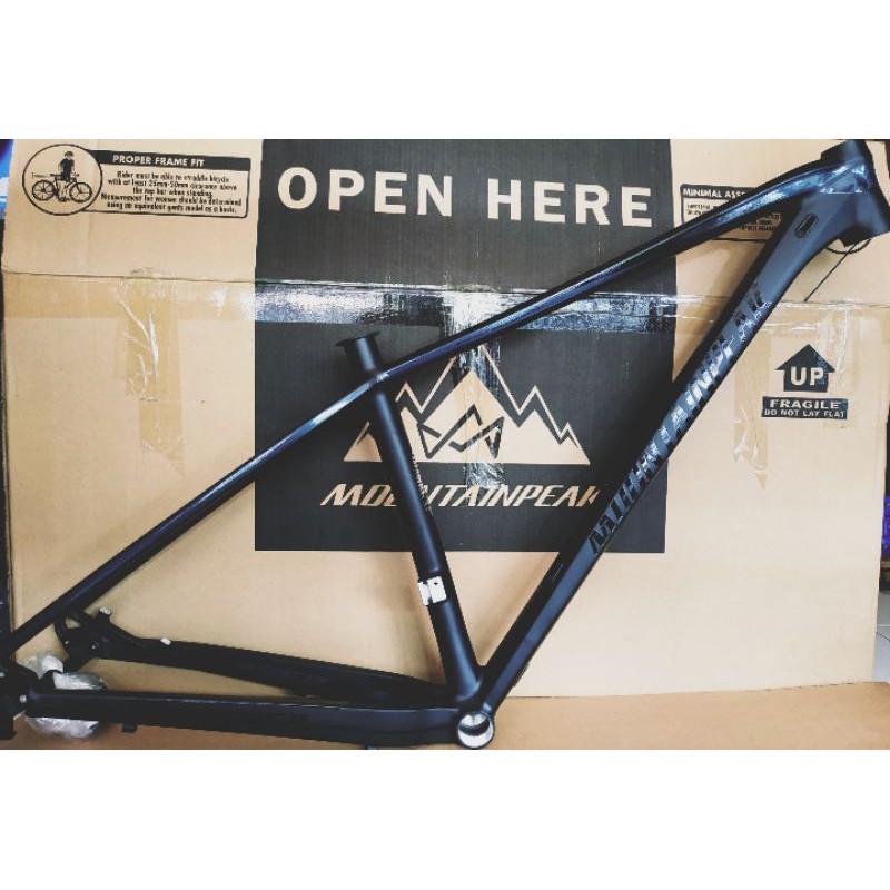 Mountain peak frame outlet 2021