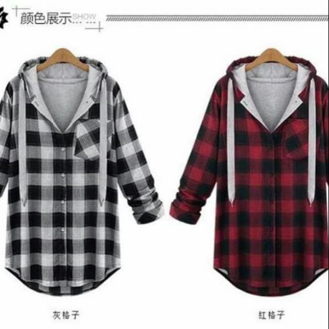 Checkered jacket with clearance hood