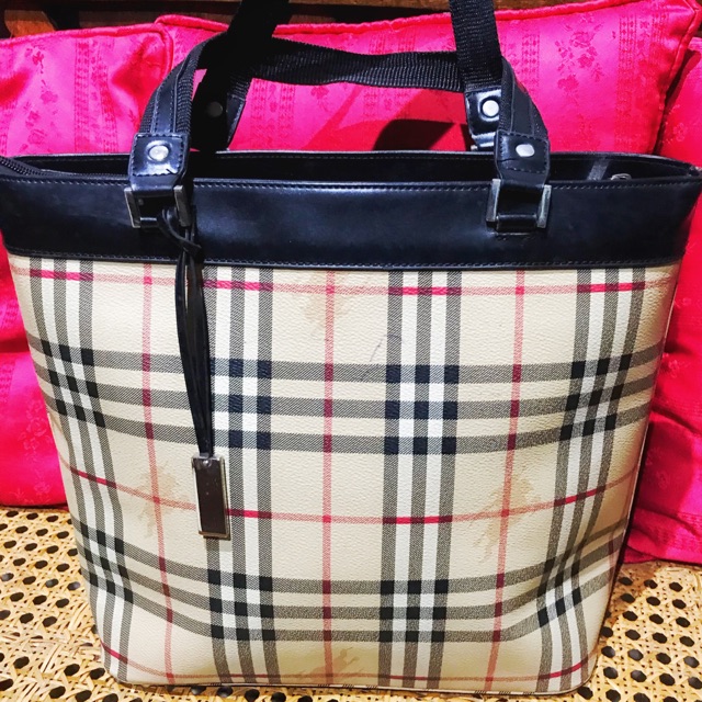 Burberry red best sale plaid purse